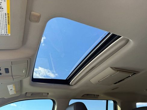 Used 2016 GMC Yukon XL Denali w/ Open Road Package image 47