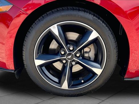 Used 2021 Ford Mustang Coupe RWD image 9