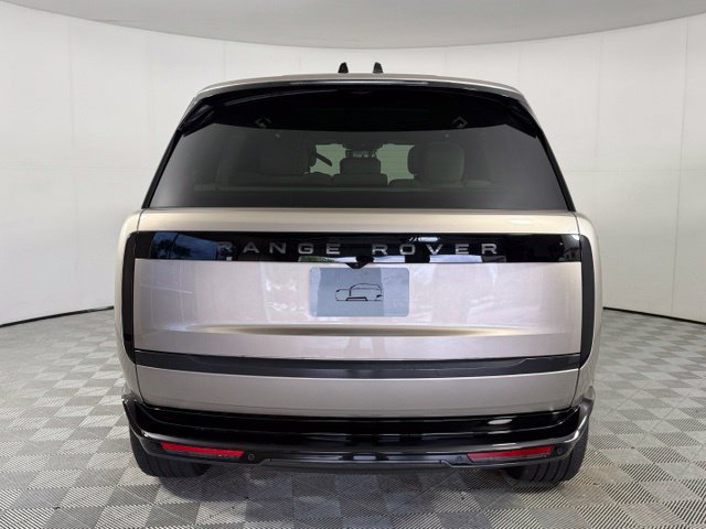 New 2026 Land Rover Range Rover Long Wheelbase SE AWD/4WD image 7