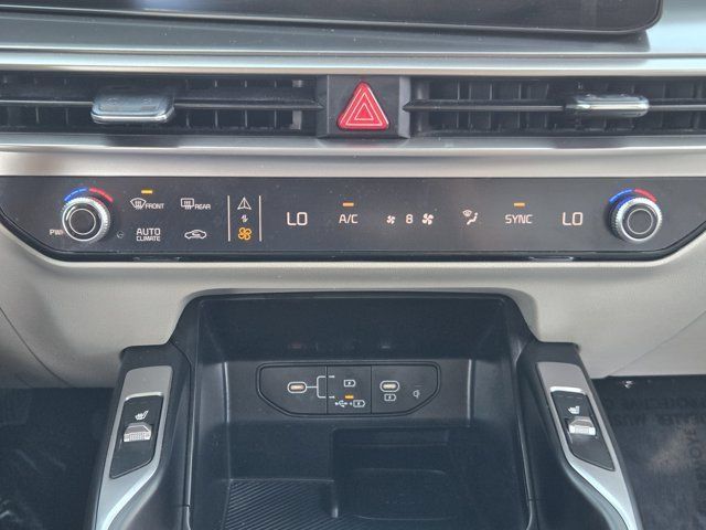 Certified 2025 Kia Sorento EX FWD image 18