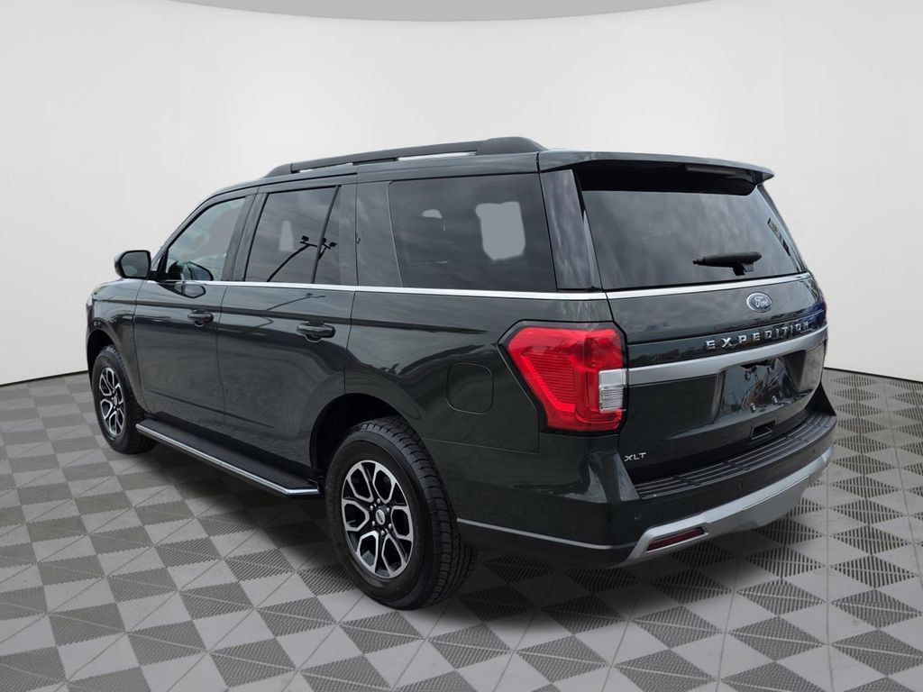 Used 2023 Ford Expedition XLT AWD/4WD image 14