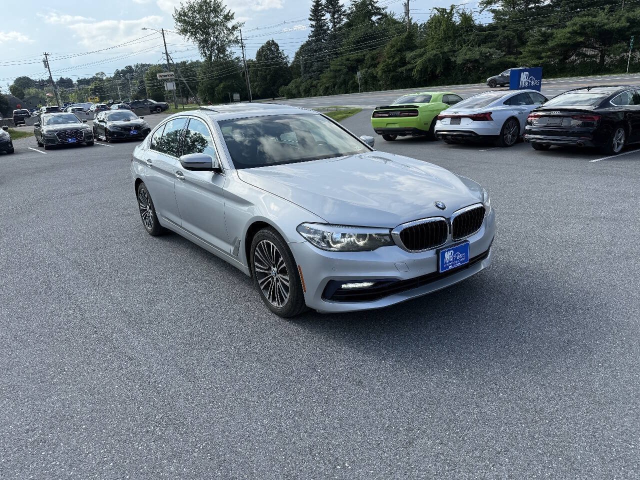 Used 2018 BMW 530i xDrive AWD/4WD image 4