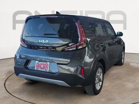 Certified 2025 Kia Soul LX w/ LX Technology Package FWD image 8