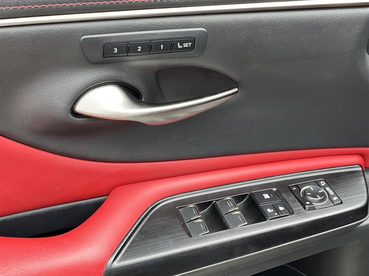 Used 2021 Lexus ES 350 F Sport w/ Accessory Package 2 FWD image 14