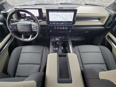 Used 2026 GMC Hummer EV SUV image 19
