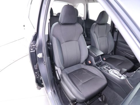 Used 2021 Subaru Forester image 18