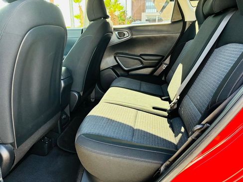 Used 2022 Kia Soul GT-Line FWD image 25