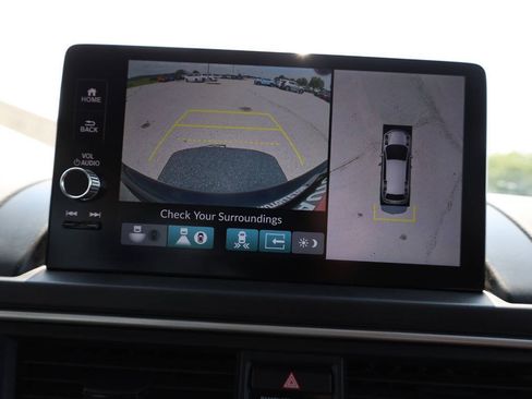 Used 2024 Honda Pilot Elite image 24