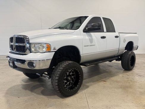 Used 2004 Dodge Ram 2500 Truck SLT w/ Trailer Tow Group AWD/4WD image 1