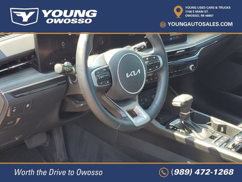 Used 2025 Kia K5 EX FWD image 9