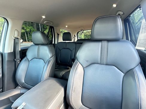 Used 2023 Honda Pilot EX-L image 7