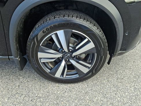 Certified 2023 Nissan Rogue SL w/ SL Premium Package image 9