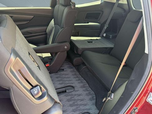 Used 2025 Subaru Ascent Premium AWD/4WD image 39