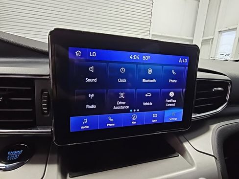 Used 2022 Ford Explorer XLT w/ Equipment Group 202A image 18