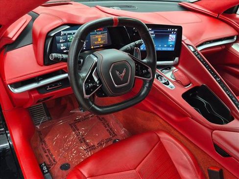 Used 2025 Chevrolet Corvette Stingray Premium Cpe w/ 3LT RWD image 18