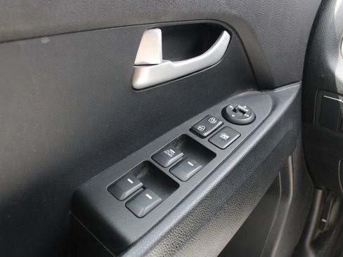 Used 2014 Kia Sportage LX FWD image 5