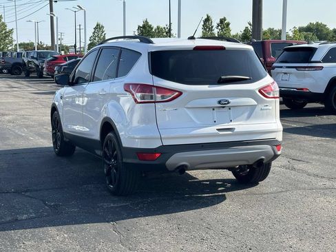 Used 2016 Ford Escape SE w/ Equipment Group 201A FWD image 6