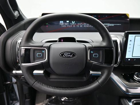 New 2026 Ford Expedition Platinum AWD/4WD image 11