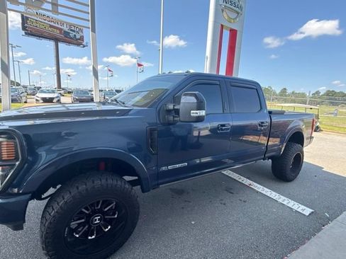 Used 2020 Ford F250 Lariat AWD/4WD image 6