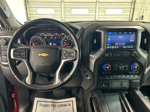 Used 2021 Chevrolet Silverado 1500 LTZ AWD/4WD image 9