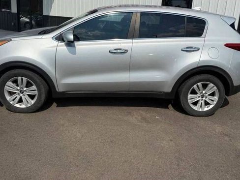 Used 2017 Kia Sportage LX FWD image 9