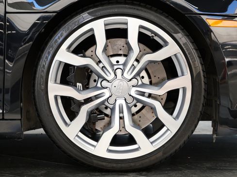 Used 2011 Audi R8 V10 AWD/4WD image 37