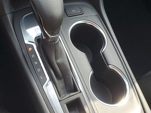 Certified 2023 Chevrolet Equinox LT FWD image 28
