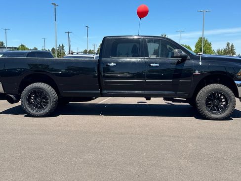 Used 2014 RAM 3500 Laramie w/ Convenience Group AWD/4WD image 3
