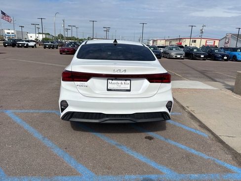 Used 2024 Kia Forte LXS FWD image 6