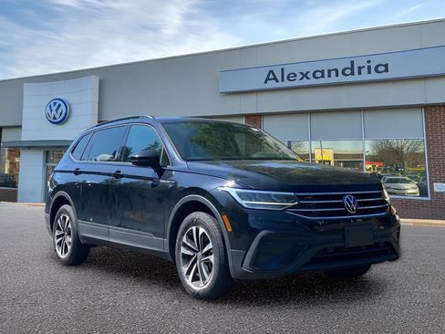 Certified 2022 Volkswagen Tiguan S FWD image 1