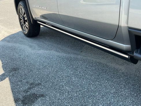 Certified 2024 GMC Sierra 2500 Denali Ultimate image 34