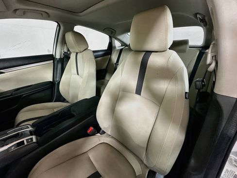 Used 2021 Honda Civic EX image 18