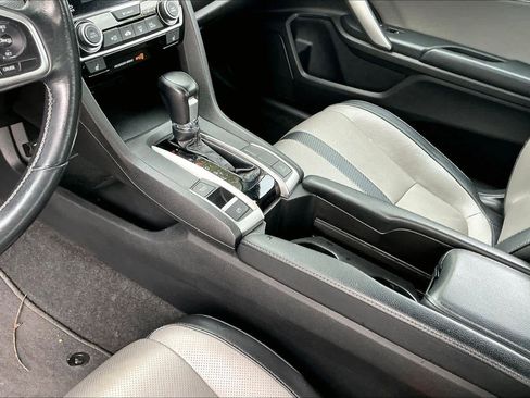 Used 2017 Honda Civic EX-L image 18