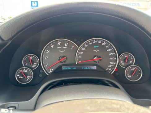 Used 2008 Chevrolet Corvette Convertible w/ Preferred Equipment Group RWD image 26