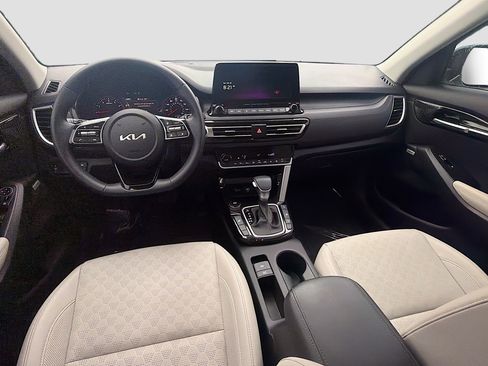 Used 2023 Kia Seltos SX image 15