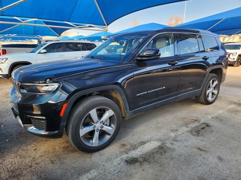 Used 2022 Jeep Grand Cherokee L Limited image 2