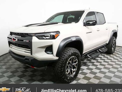 New 2026 Chevrolet Colorado ZR2 w/ Technology Package AWD/4WD image 30