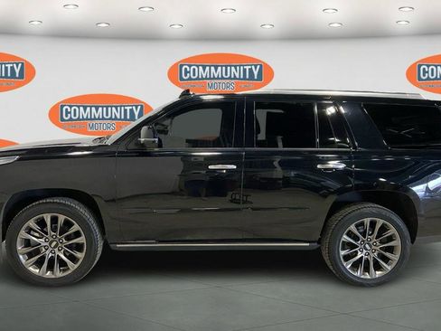 Used 2019 Cadillac Escalade Premium Luxury w/ Escalade Sport Edition image 3