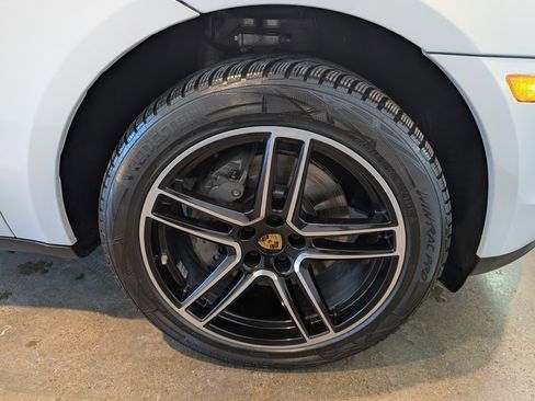 Used 2019 Porsche Macan S image 7