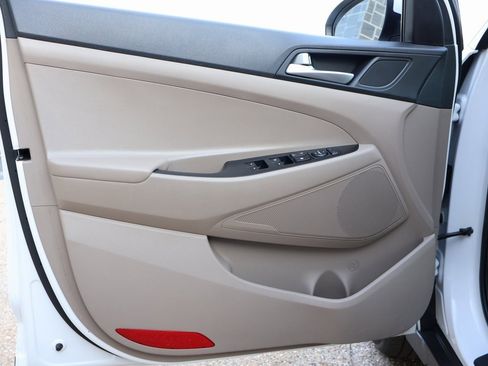 Used 2019 Hyundai Tucson Value w/ Cargo Package image 21