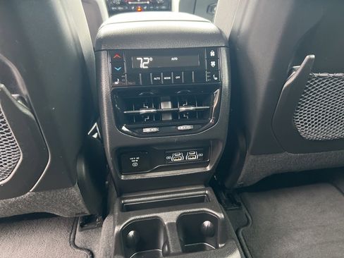 Used 2023 Jeep Grand Cherokee L Limited w/ Luxury Tech Group II image 25