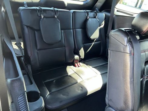 Used 2024 Ford Explorer ST-Line w/ Class IV Trailer Tow Package image 19