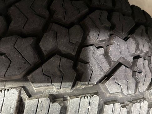 Used 2024 RAM 2500 Tradesman w/ Chrome Appearance Group image 42