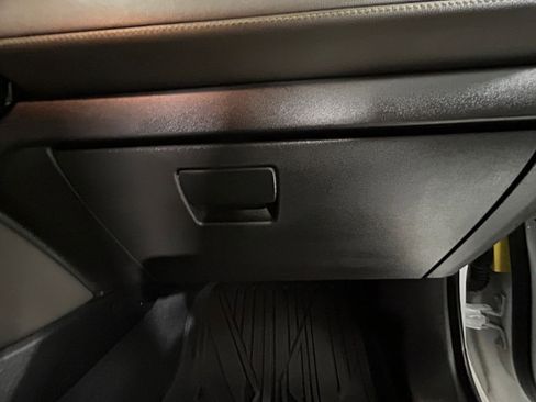 Used 2024 Chevrolet Colorado ZR2 w/ ZR2 Convenience Package III image 24