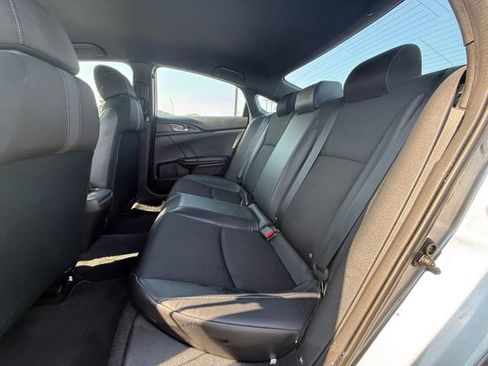 Used 2019 Honda Civic Sport image 10