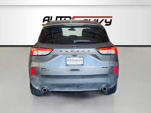 Used 2022 Ford Escape SEL w/ SEL Stealth AWD Package image 6