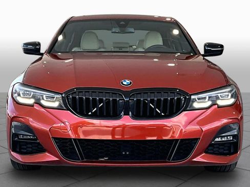 Used 2022 BMW 330i Sedan w/ M Sport Package RWD image 3