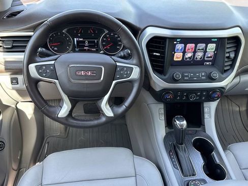 Used 2017 GMC Acadia SLT w/ LPO, Protection Package AWD/4WD image 24