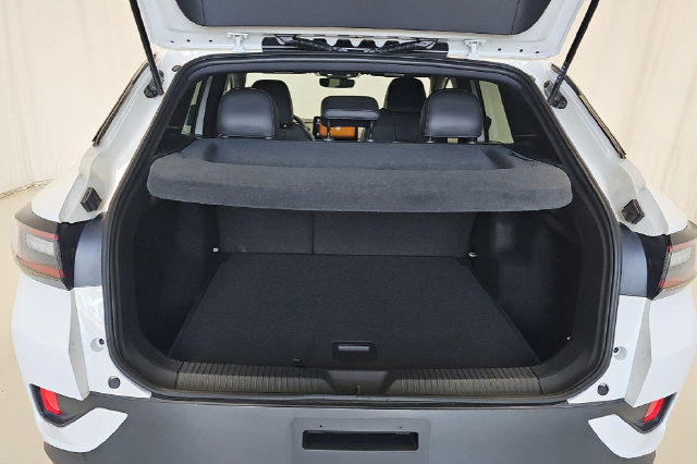 Used 2023 Volkswagen ID.4 Pro RWD image 13