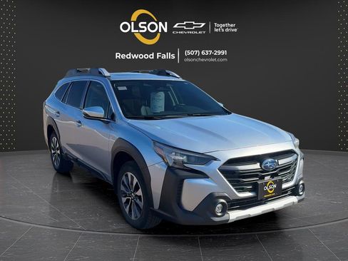 Used 2024 Subaru Outback Touring XT AWD/4WD image 3